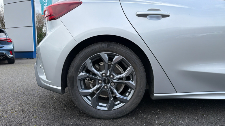 Ford Focus 1.0 EcoBoost Hybrid mHEV 155 ST-Line Edition 5dr Petrol Hatchback